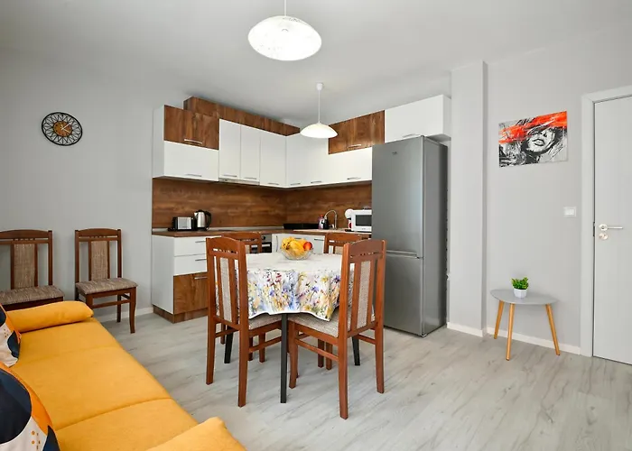 Modern Escape * וארנה